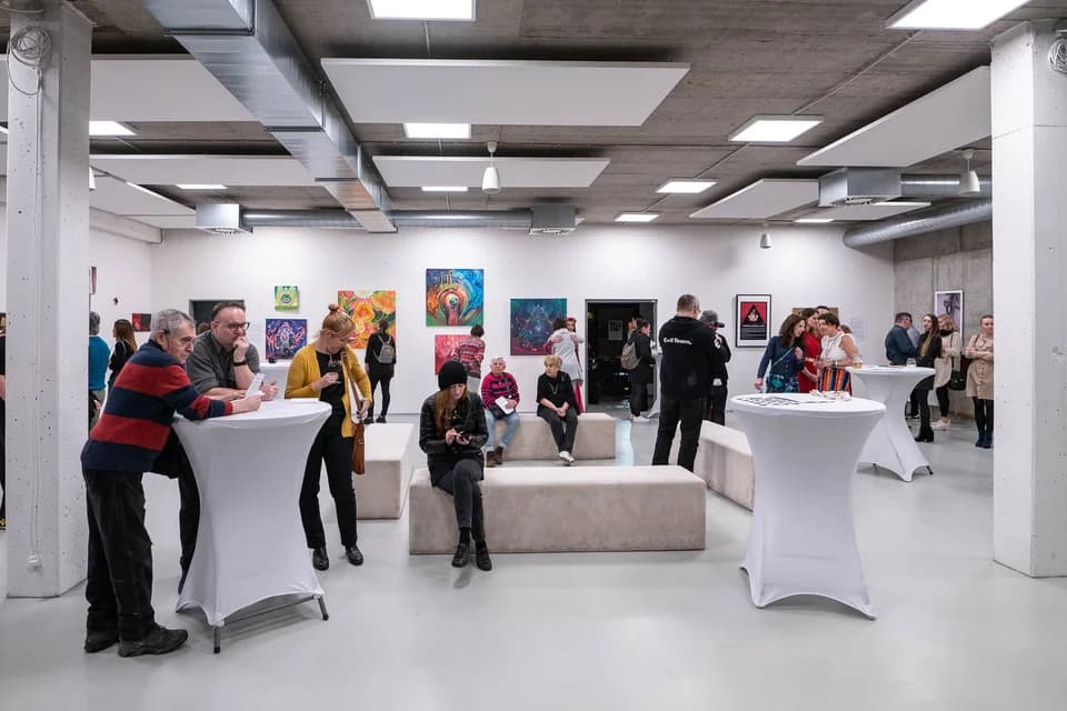 Vernisáž kolektivní výstavy pro EndoMarch - 8.3.2023