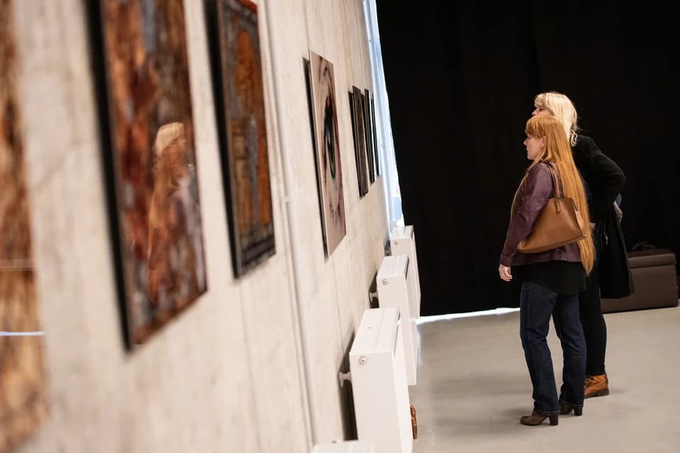 Assem AlSabban: Okouzlující Krása / Enchating Beauty - Vernissage 19.4.2022
